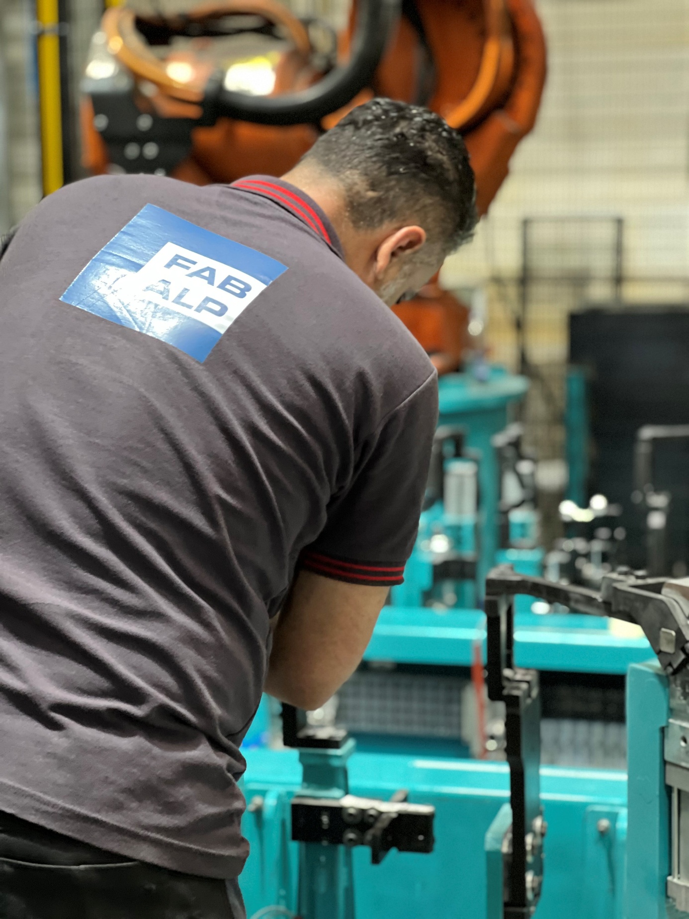 4 Fikstür ve 3 Robotlu Kaynak Sistemi Başarıyla Devreye Alındı (1)